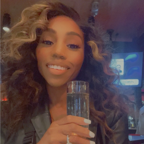 Meet your Posher, Michel - Picture 1 of 1